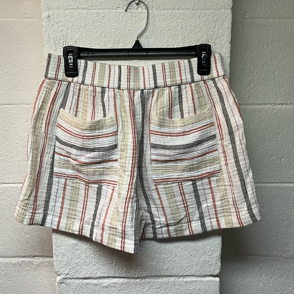 LOFT Multicolor Striped Women Shorts. Size Small - Picture 3 of 4